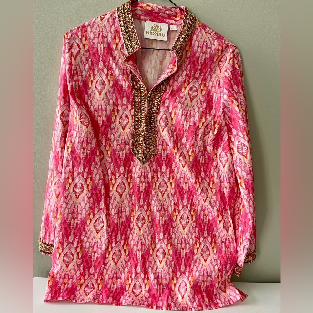 Nicoblu Tunic Top Fuchsia Pink Crisp
Cotton Honed Gold Tone Beading Trim